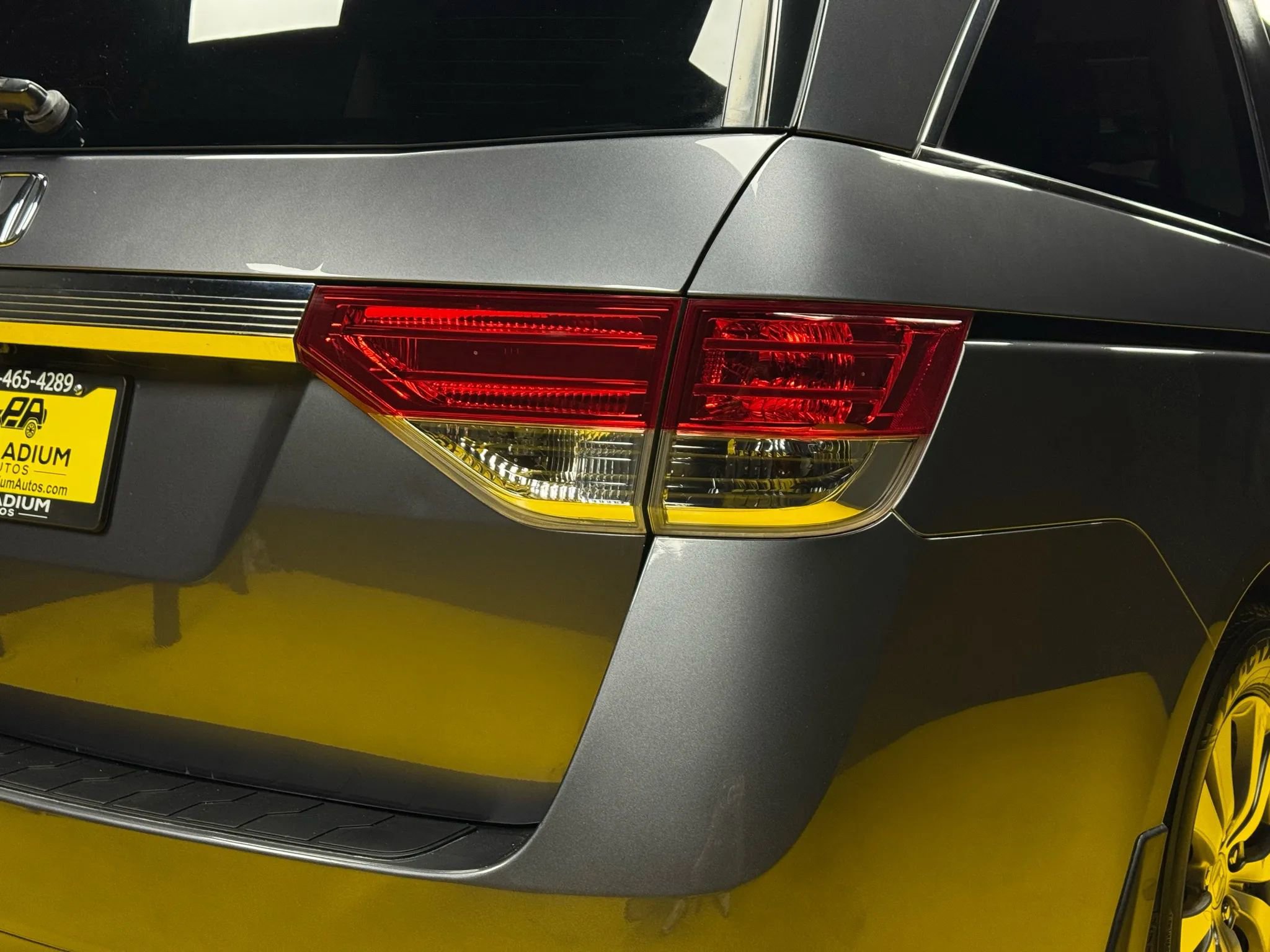 Used 2014 Honda Odyssey EX-L image 8