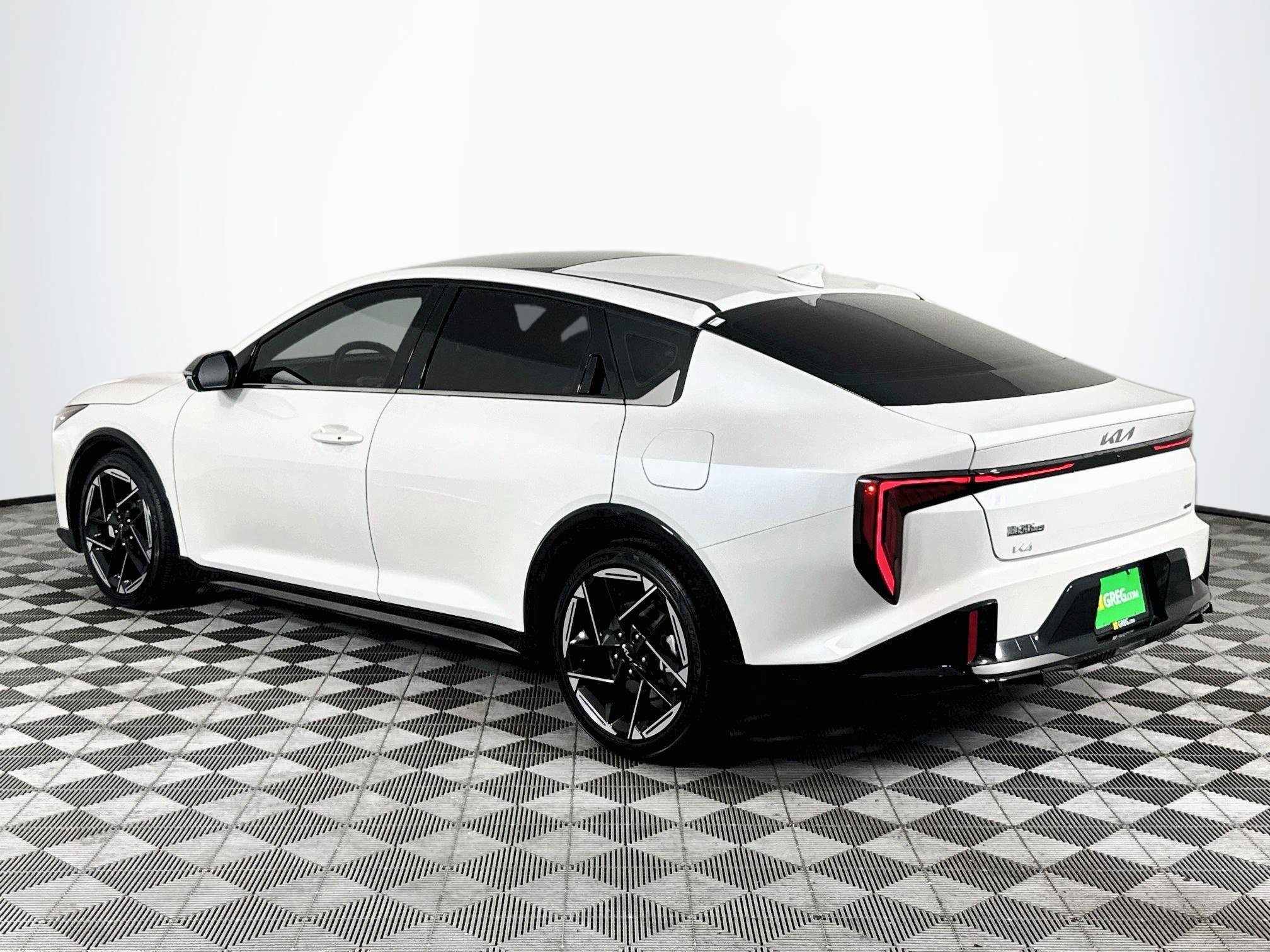 Used 2026 Kia K4 GT-Line w/ GT-Line Premium Package FWD image 6