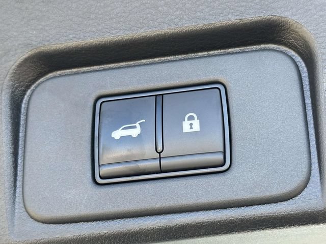 Used 2024 Nissan Rogue SV FWD image 14