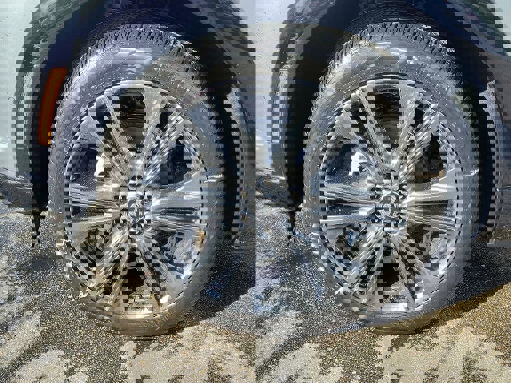 New 2026 Cadillac Optiq Sport 2 image 6