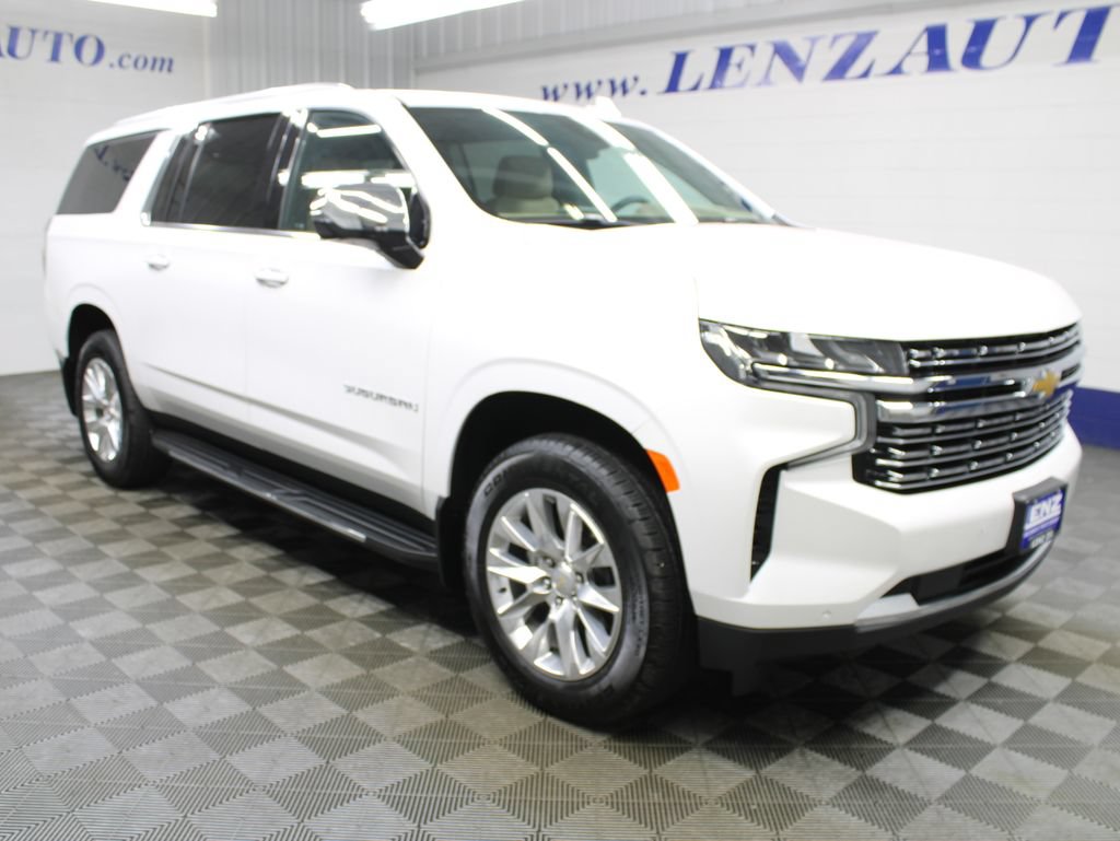 Used 2024 Chevrolet Suburban Premier AWD/4WD image 3