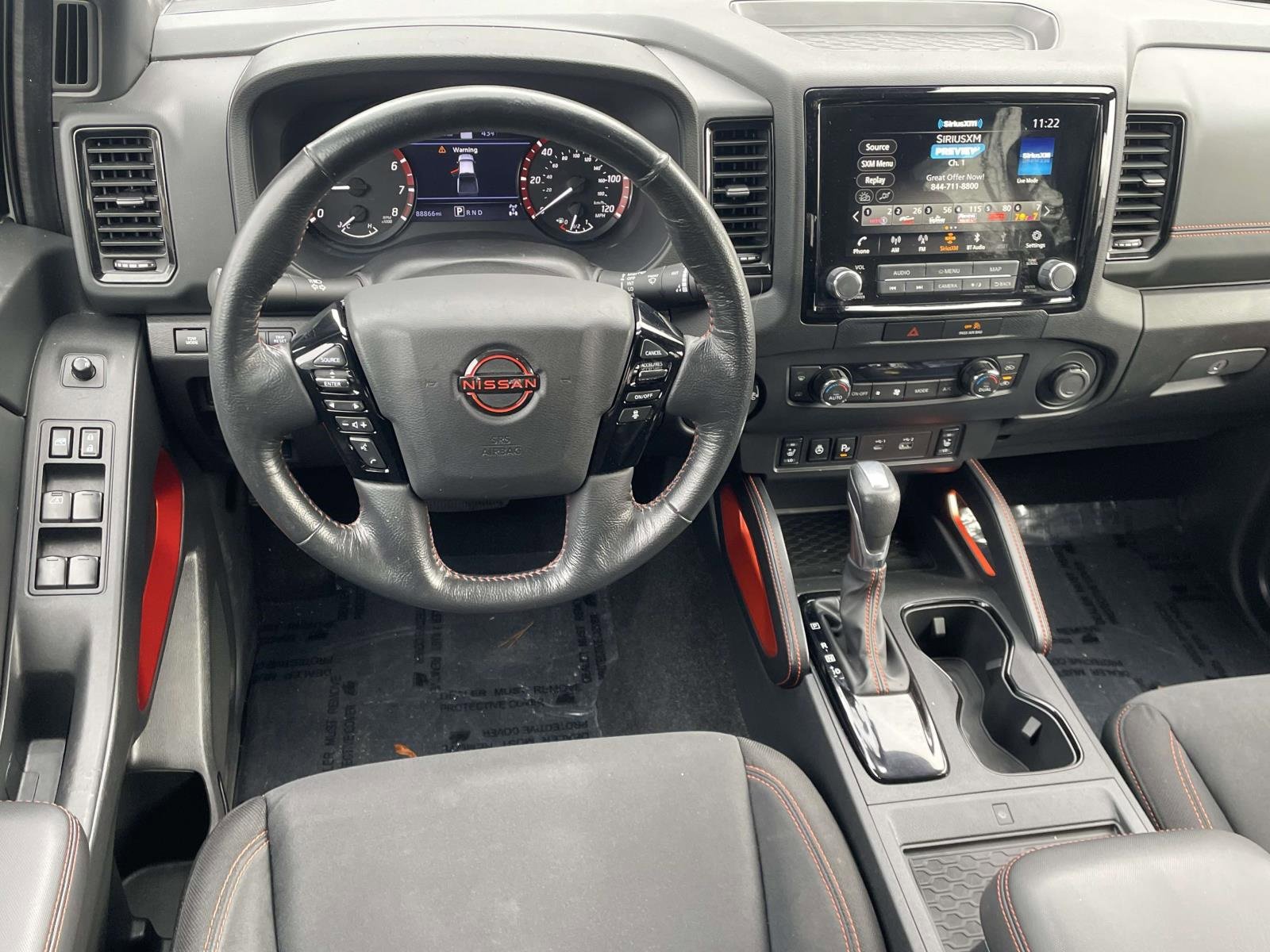 Used 2022 Nissan Frontier PRO-4X image 12