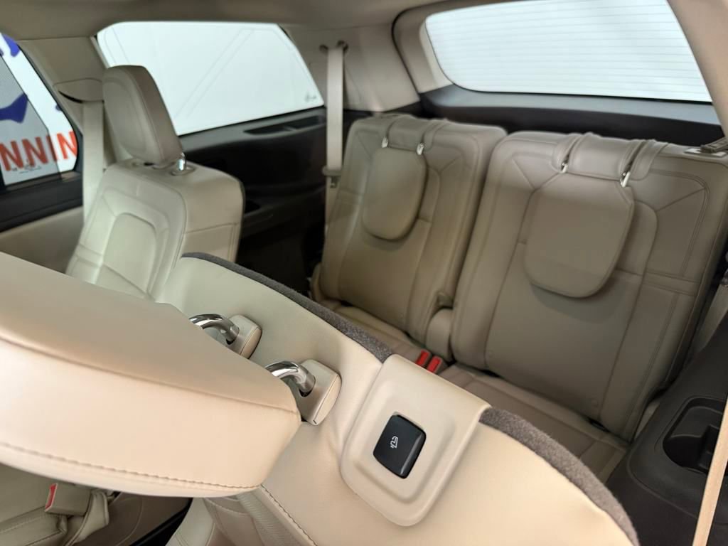 Used 2022 Lincoln Aviator Reserve image 20