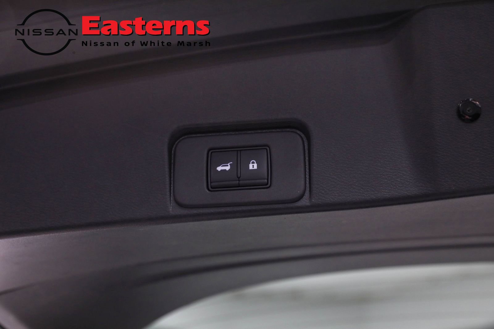 Used 2022 Nissan Rogue SV w/ SV Premium Package image 61