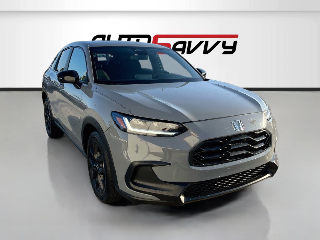 Used 2025 Honda HR-V Sport image 1
