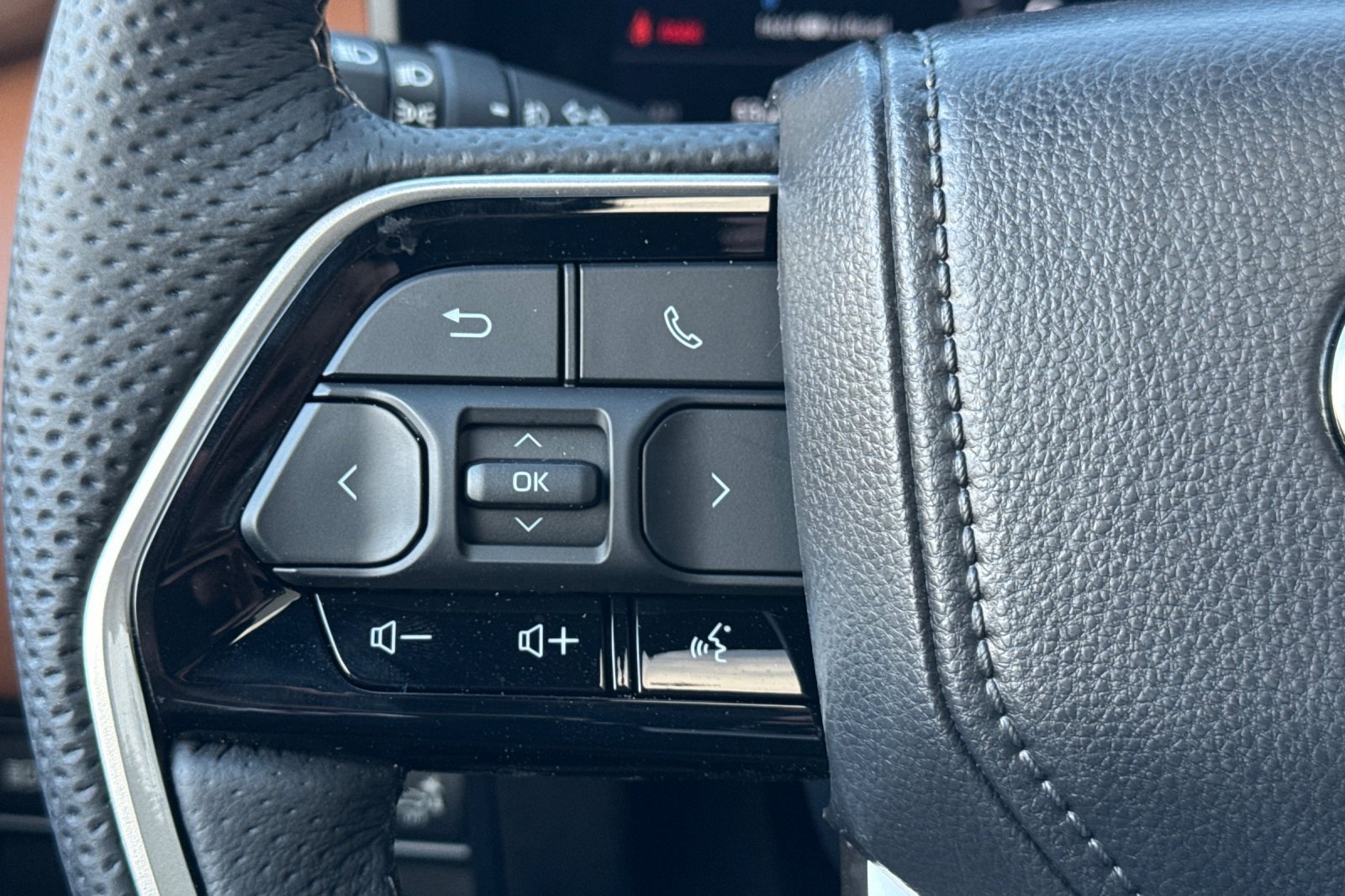 Used 2025 Toyota Tundra 1794 Edition image 30