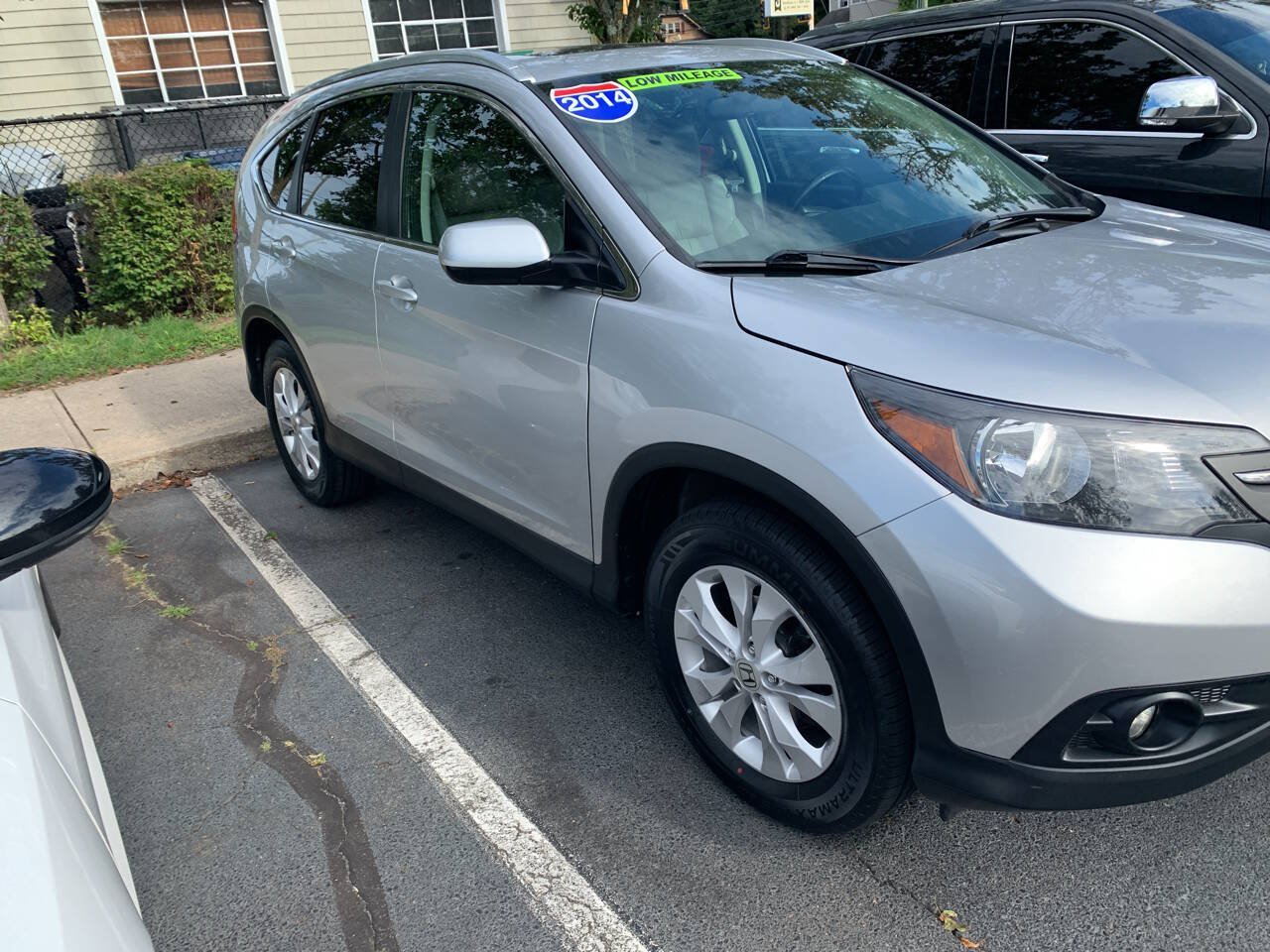 Used 2014 Honda CR-V EX-L image 2