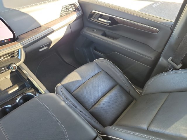 Certified 2025 Chevrolet Tahoe Premier RWD image 13