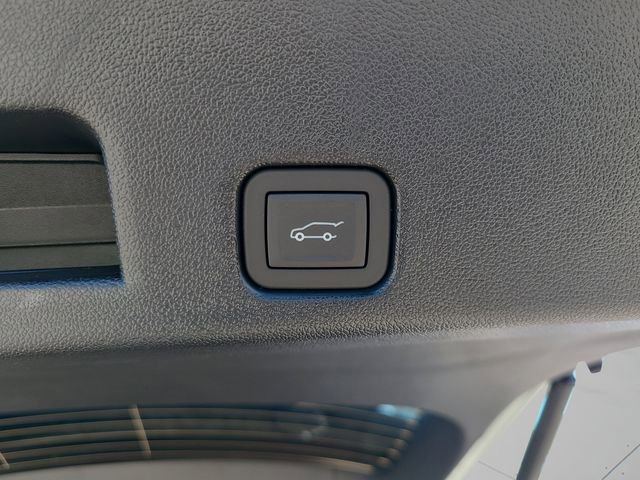 New 2026 Chevrolet Traverse LT w/ Midnight/Sport Edition image 12