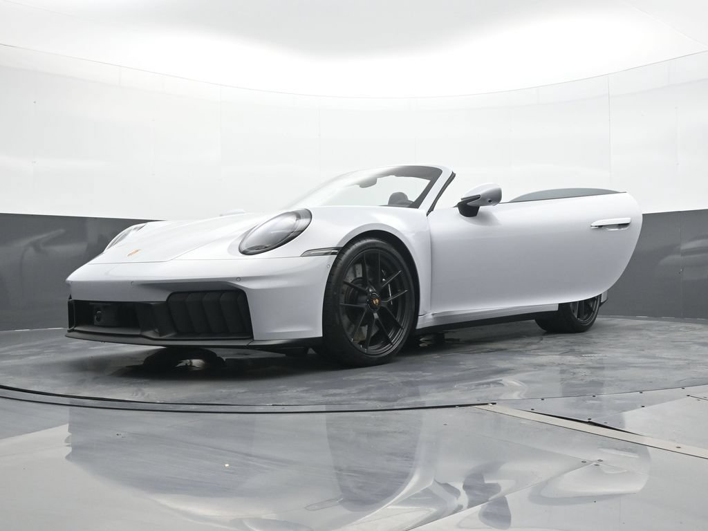 Certified 2026 Porsche 911 Carrera GTS RWD image 27
