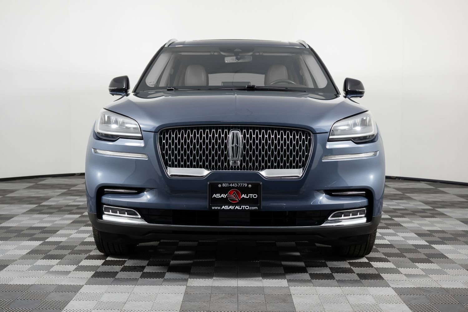 Used 2021 Lincoln Aviator Reserve w/ Class IV Trailer Tow Package image 11