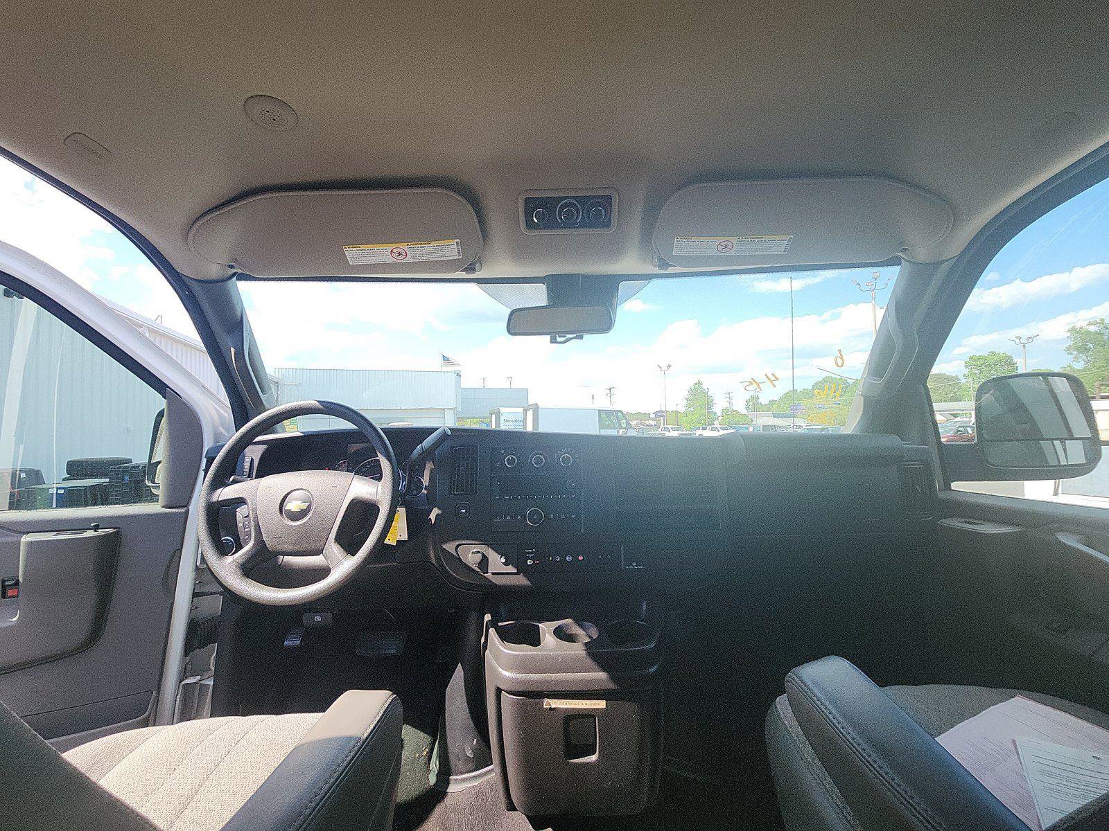 Used 2020 Chevrolet Express 3500 LT w/ LT Preferred Equipment Group RWD image 19
