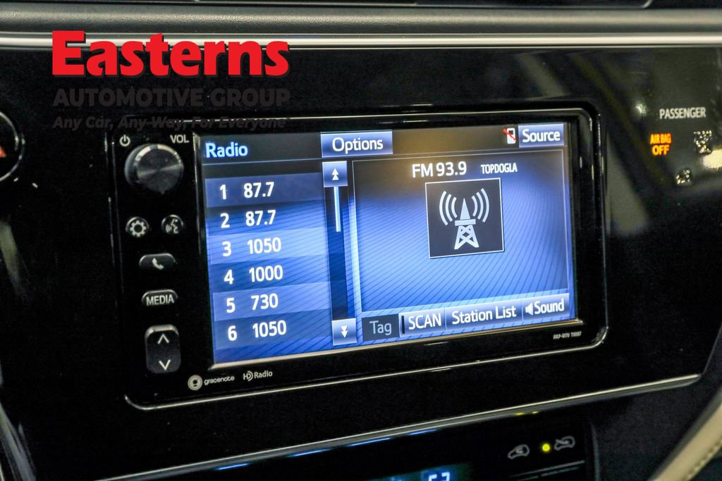 Used 2018 Toyota Corolla iM w/ Carpet Mat Package (TMS) image 18