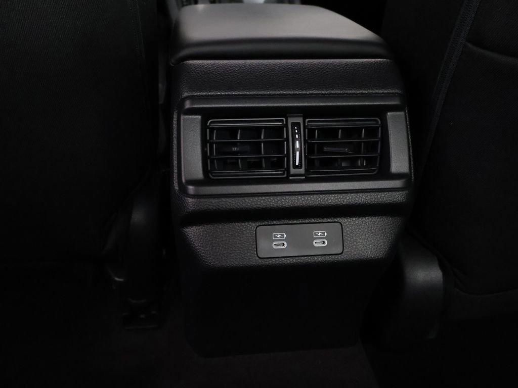 Used 2025 Honda Accord SE image 46