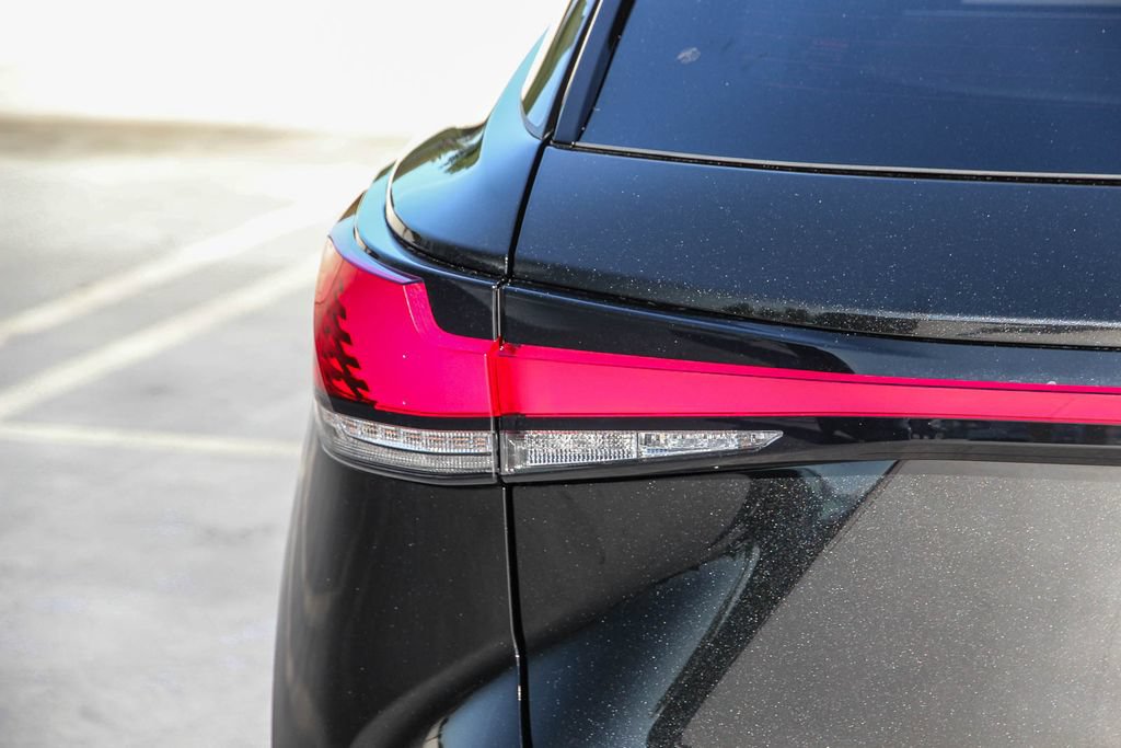 Certified 2025 Lexus RX 350h AWD/4WD image 8