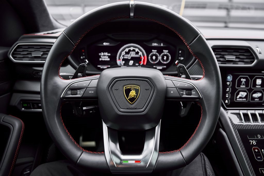 Used 2021 Lamborghini Urus image 56