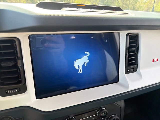 Used 2025 Ford Bronco Heritage Edition AWD/4WD image 15