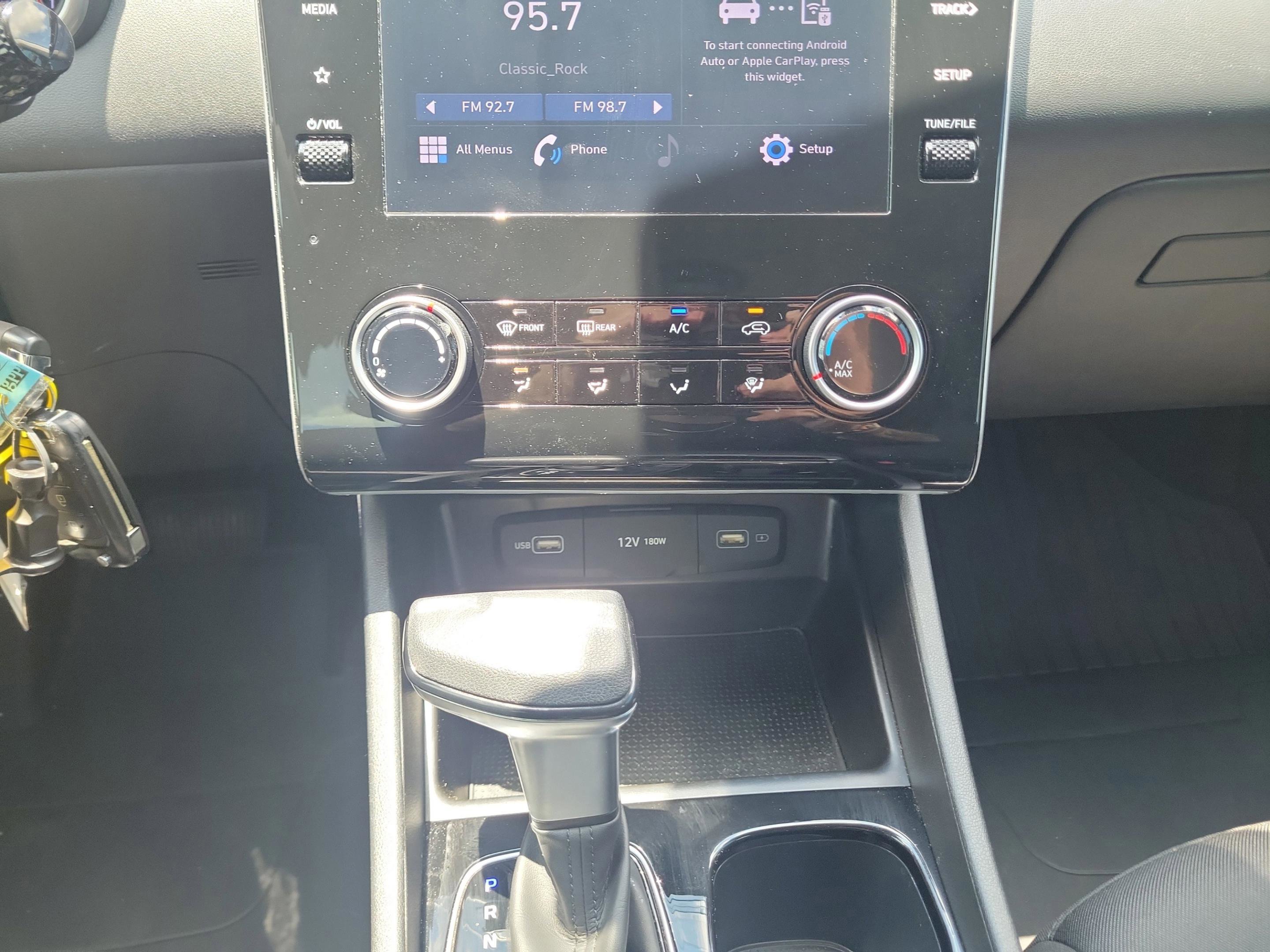 Used 2024 Hyundai Tucson SE FWD image 14