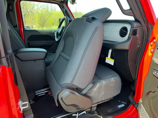 New 2026 Jeep Wrangler Sport AWD/4WD image 30