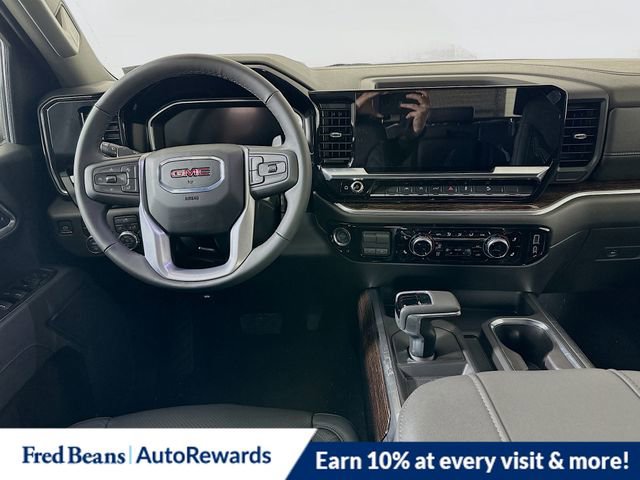 New 2026 GMC Sierra 1500 Elevation image 16