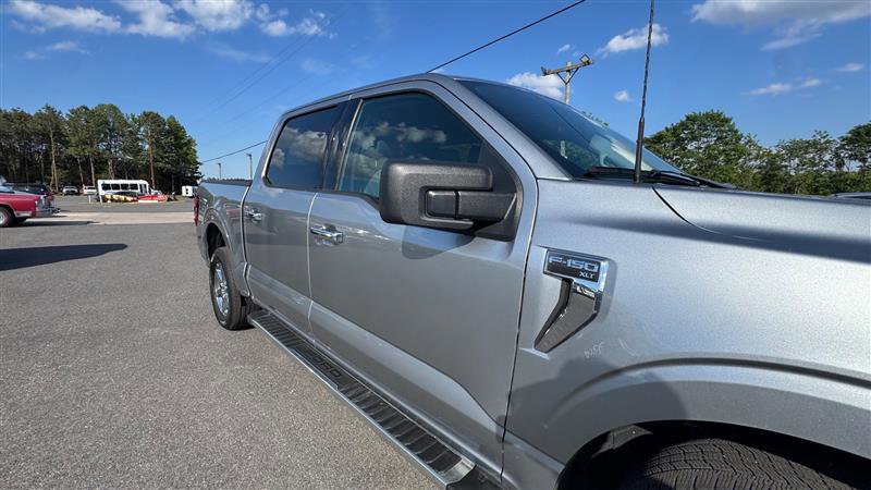 Used 2025 Ford F150 XLT w/ Equipment Group 301A Standard RWD image 25
