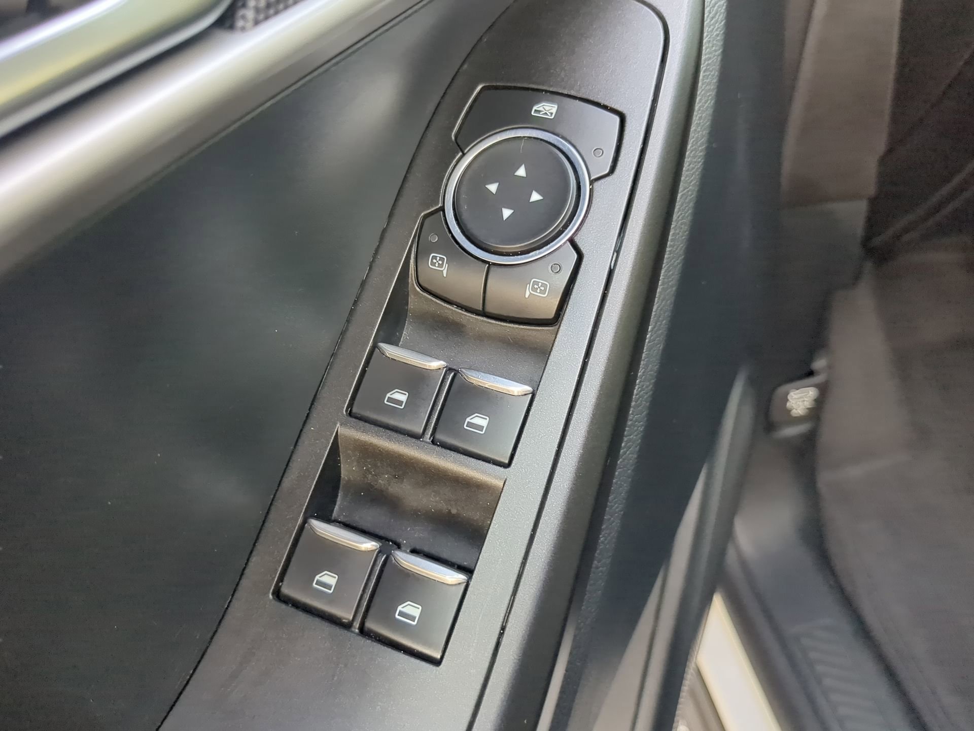 Certified 2021 Ford Explorer 2WD image 55