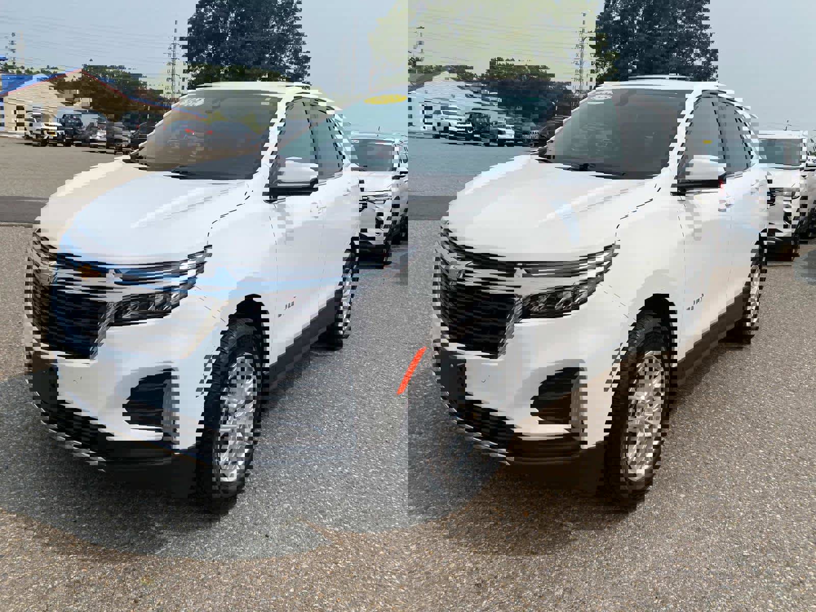 Used 2023 Chevrolet Equinox LT w/ LPO, Floor Liner Package image 8