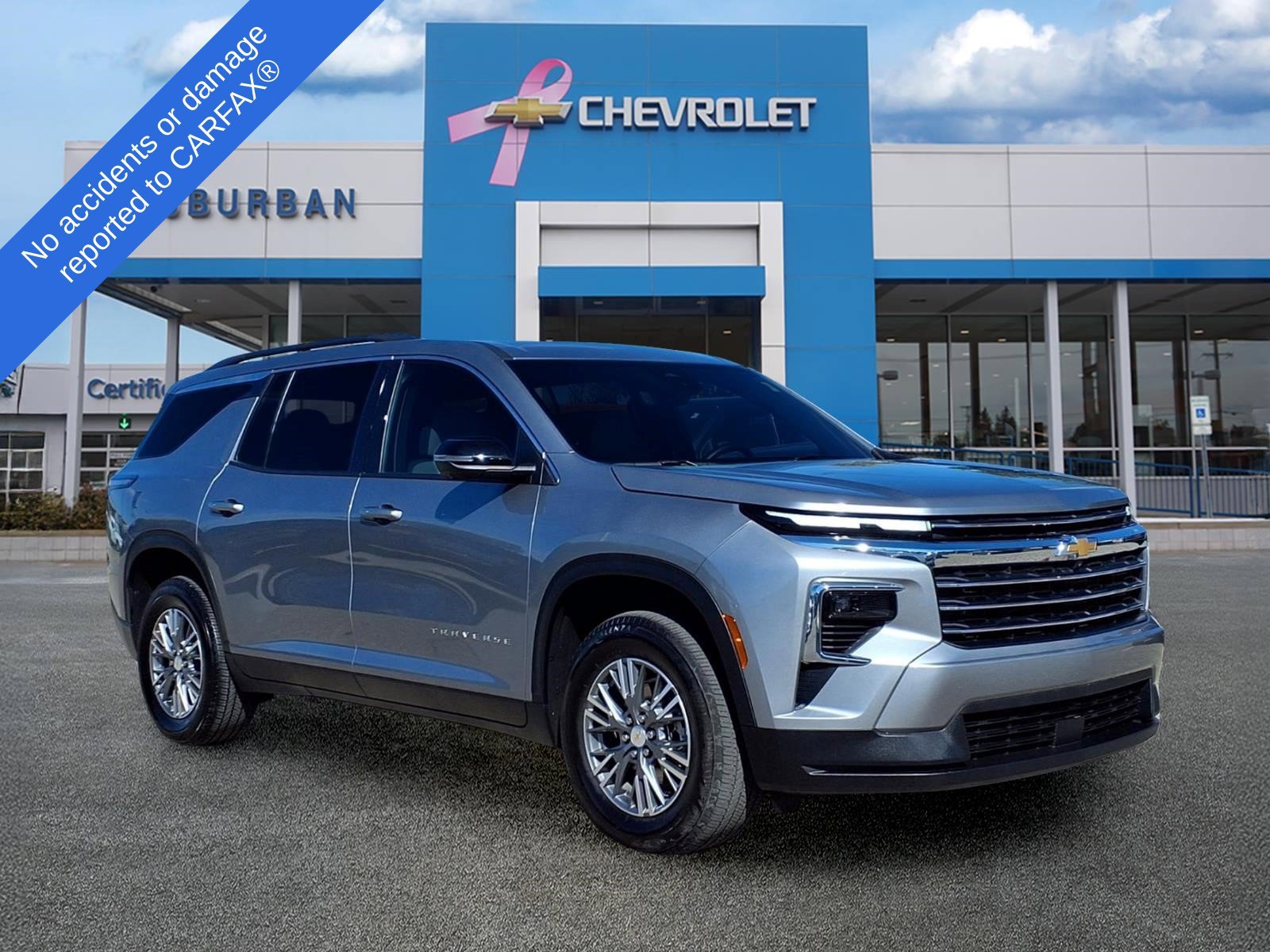 Used 2026 Chevrolet Traverse LT w/ Driver Confidence Package FWD image 3
