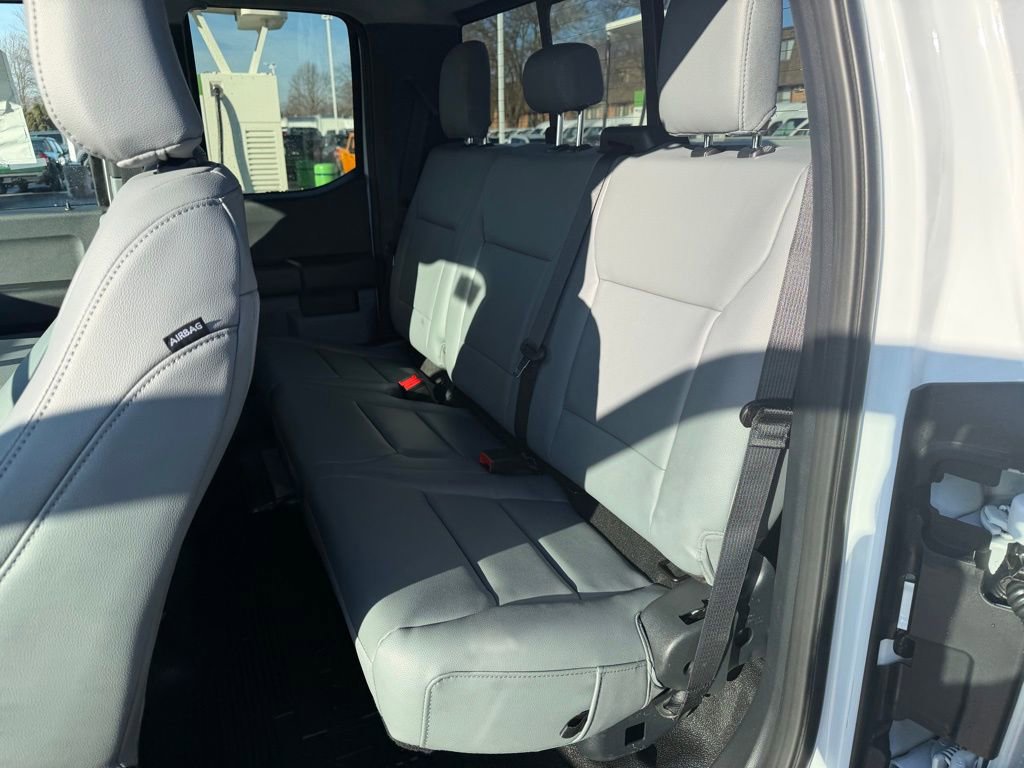 New 2026 Ford F550 4x4 Supercab Super Duty image 19