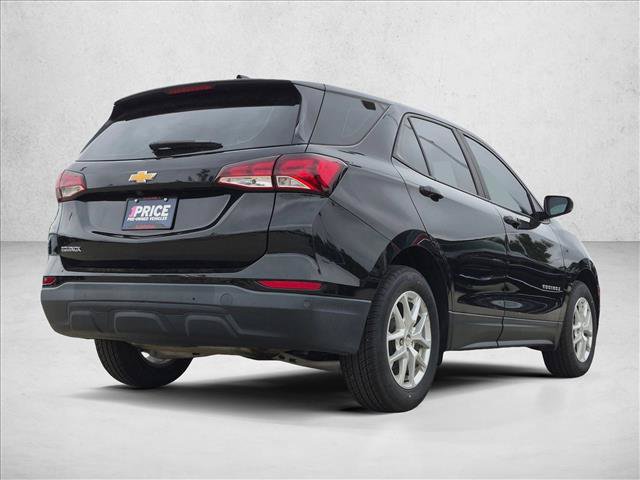 Used 2023 Chevrolet Equinox LS FWD image 4