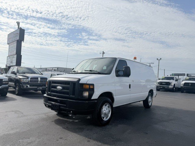 Used 2014 Ford E-150 and Econoline 150 RWD image 1