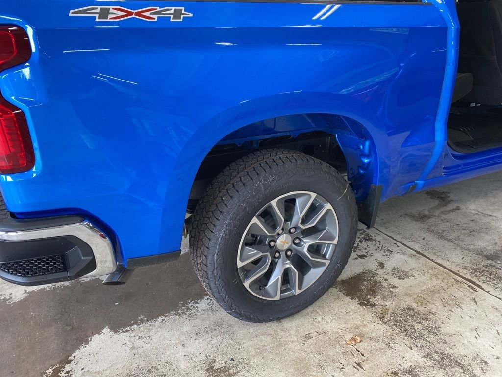 New 2025 Chevrolet Silverado 1500 LT image 14