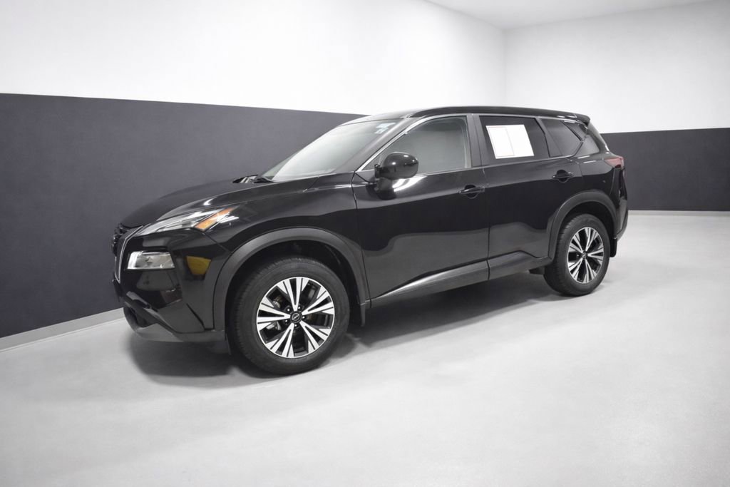Certified 2023 Nissan Rogue SV image 2