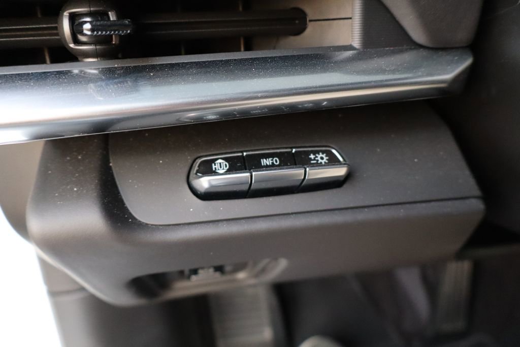 Used 2024 Chevrolet Corvette Z06 image 16