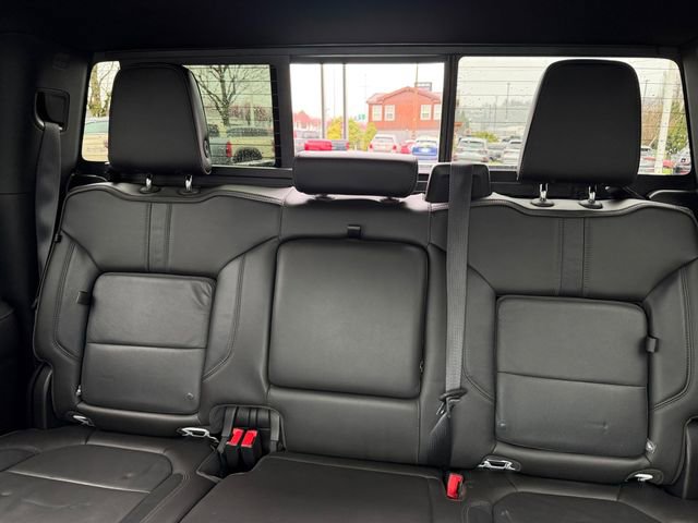 Used 2020 Chevrolet Silverado 1500 High Country w/ Technology Package image 33