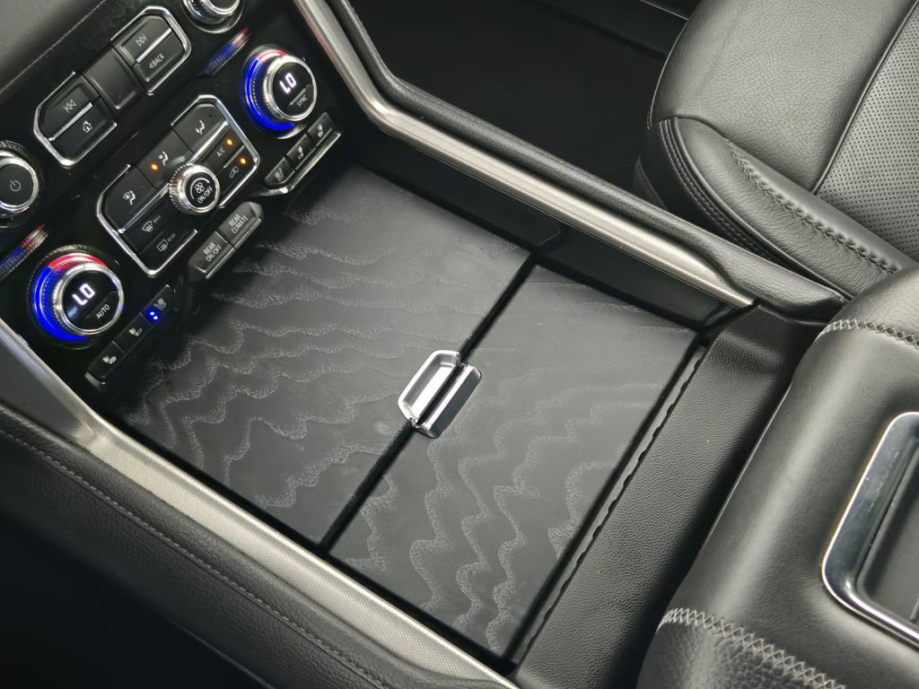 Used 2023 GMC Yukon XL Denali image 20