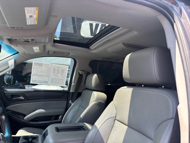 Used 2018 Chevrolet Suburban LT AWD/4WD image 15