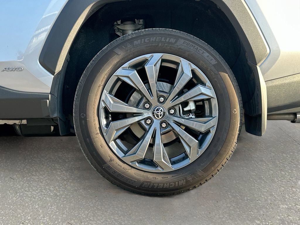 Used 2024 Toyota RAV4 Limited w/ Advanced Technology Package image 29