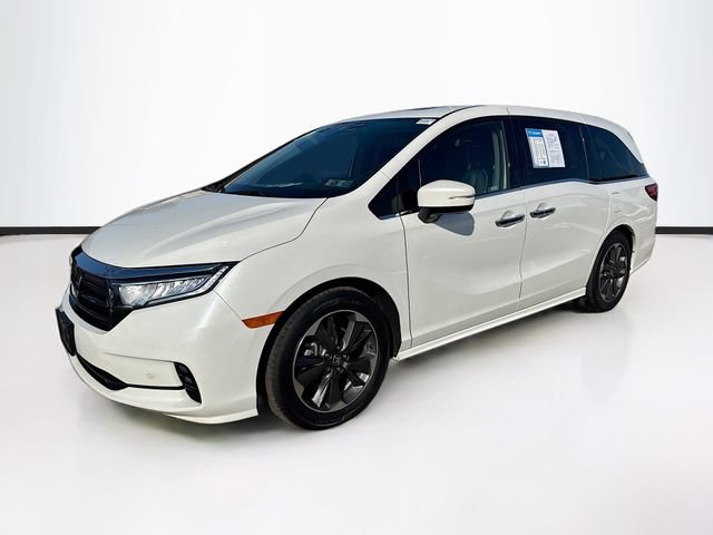 Certified 2023 Honda Odyssey Elite image 3
