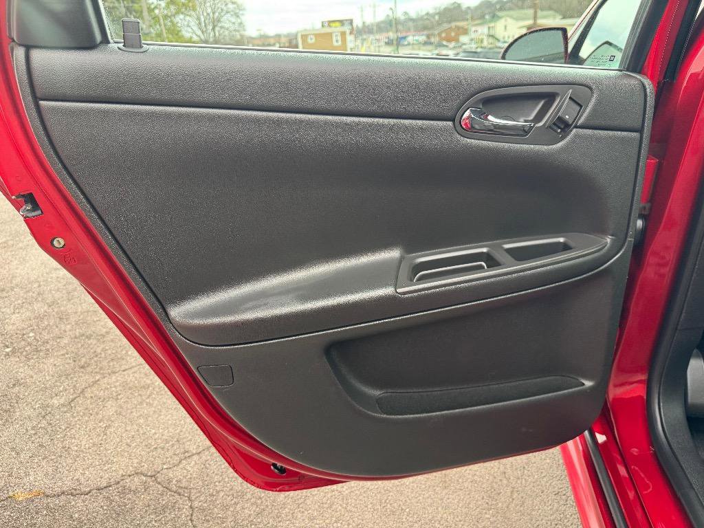 Used 2013 Chevrolet Impala LT image 24