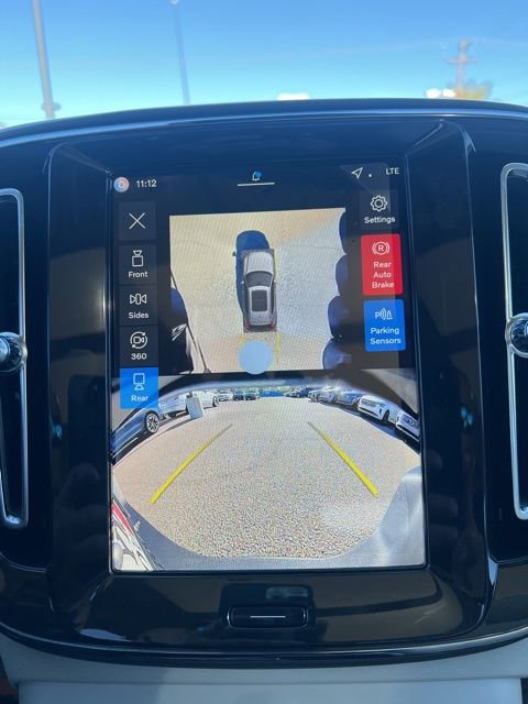 New 2026 Volvo XC40 B4 Plus w/ Protection Package FWD image 17