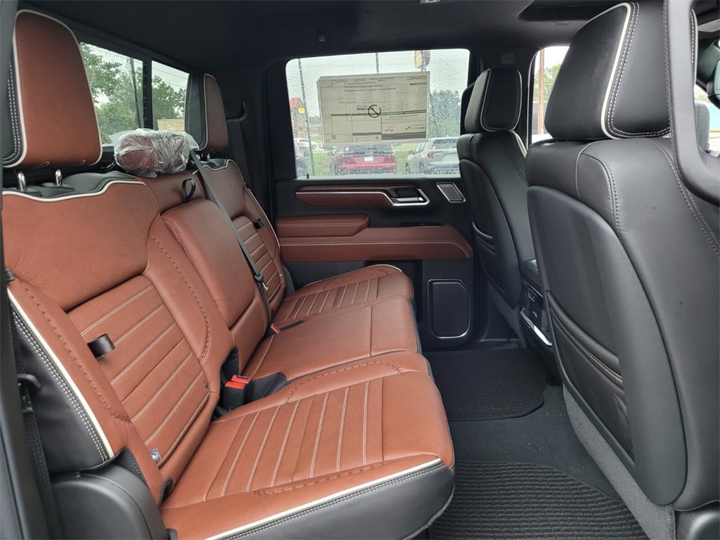 New 2026 GMC Sierra 3500 Denali Ultimate image 13