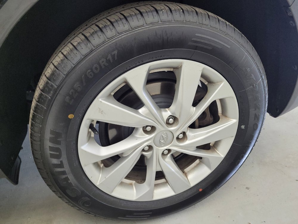 Used 2021 Hyundai Tucson Value w/ Cargo Package FWD image 31