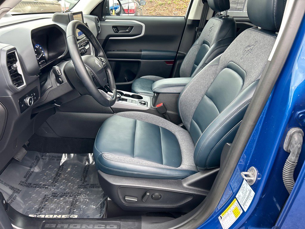 Used 2024 Ford Bronco Sport Outer Banks image 6