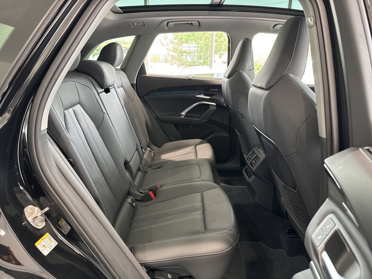 Used 2025 Audi Q5 Premium Plus w/ Premium Plus AWD/4WD image 43