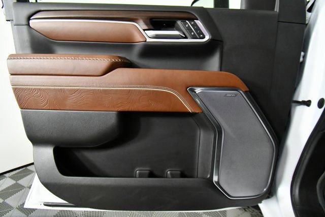 Used 2024 GMC Sierra 3500 Denali Ultimate image 21