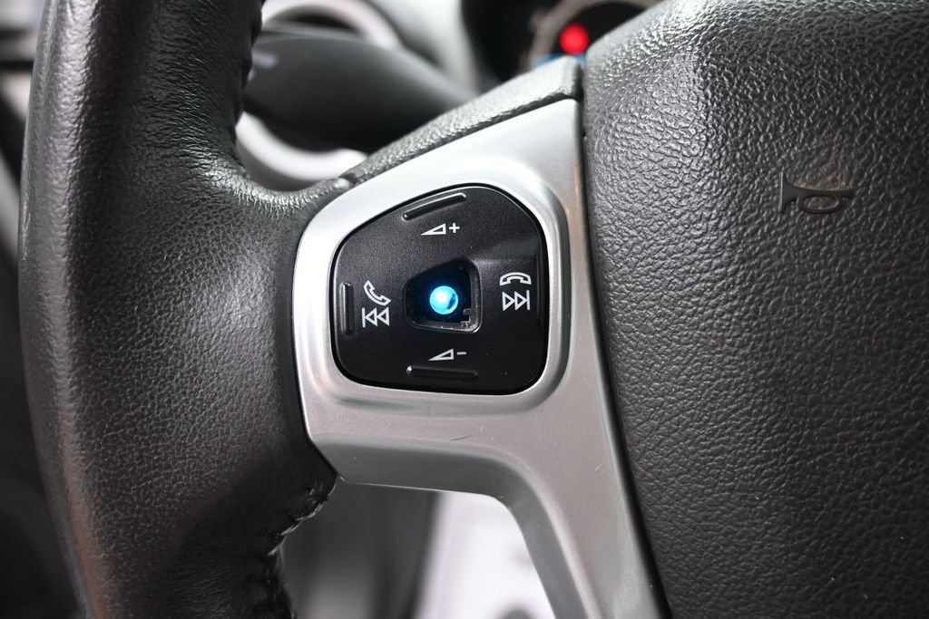 Used 2016 Ford Fiesta SE w/ Cold Weather Package FWD image 23