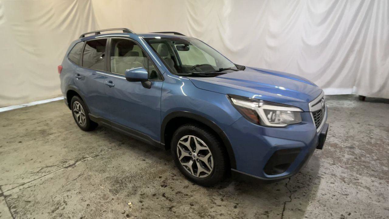Used 2019 Subaru Forester Premium image 2