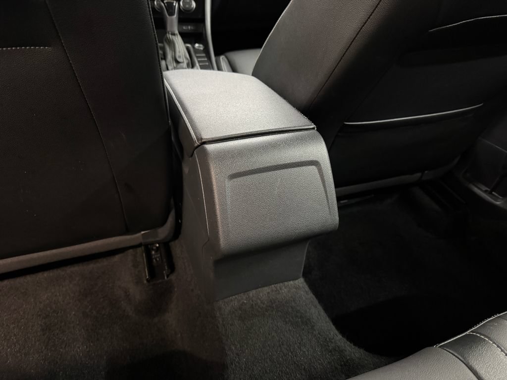 Used 2024 Volkswagen Jetta SE FWD image 25