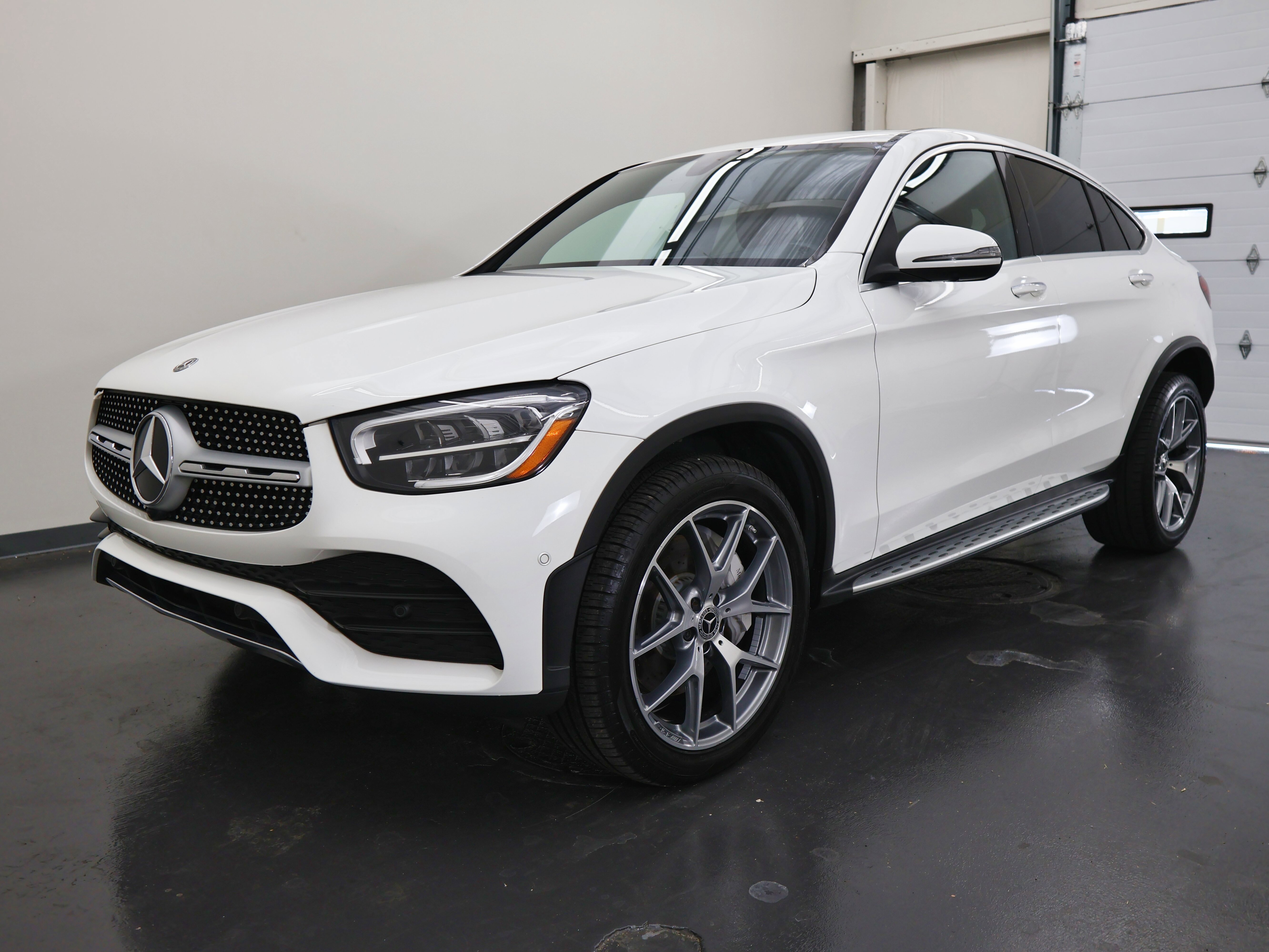 Used 2020 Mercedes-Benz GLC 300 4MATIC Coupe image 7